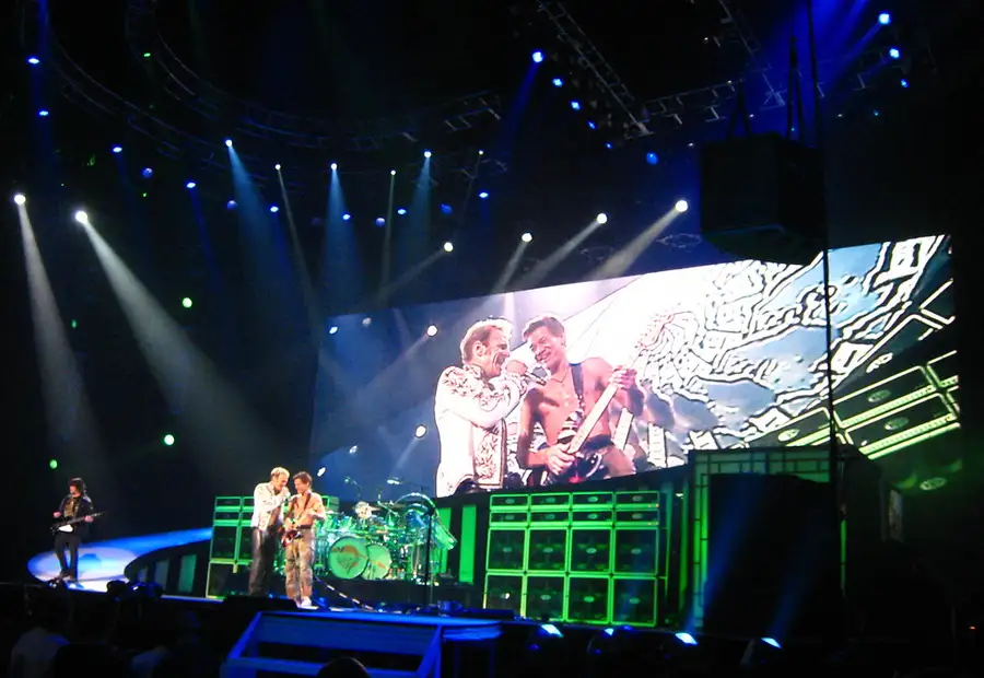 tour van music road
